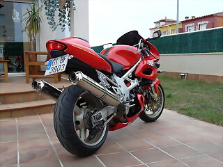 TL1000S Jose Carlos Lozano.jpg TL1000S Jose Carlos Lozano.jpg