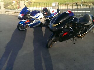 TL1000R Pakette y Oska_RR.JPG TL1000R Pakette y Oska_RR.JPG