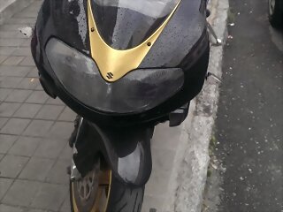 TL1000 R Oska_RR.jpg TL1000 R Oska_RR.jpg